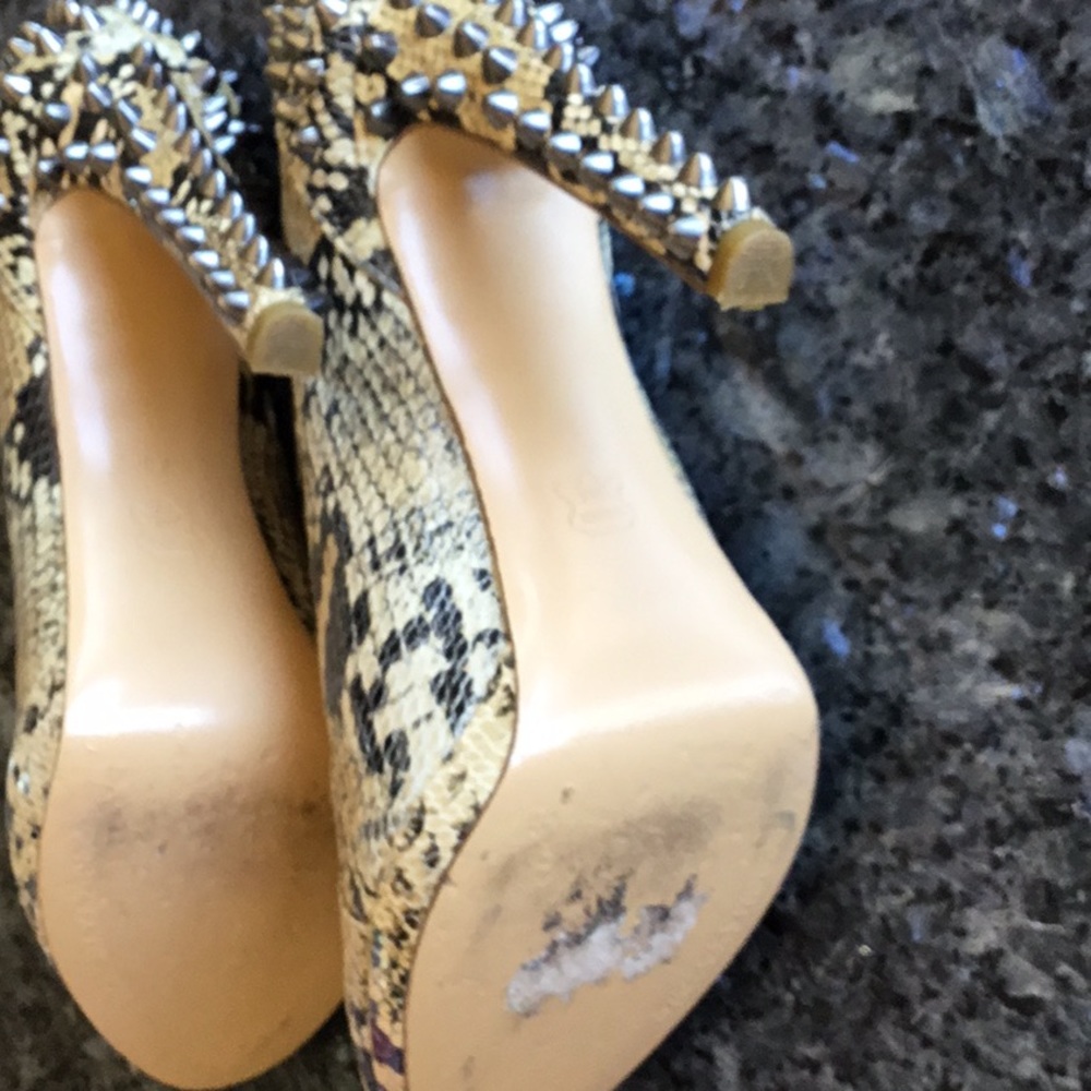 BCBG maxazria python leather booties - Picture 4 of 8